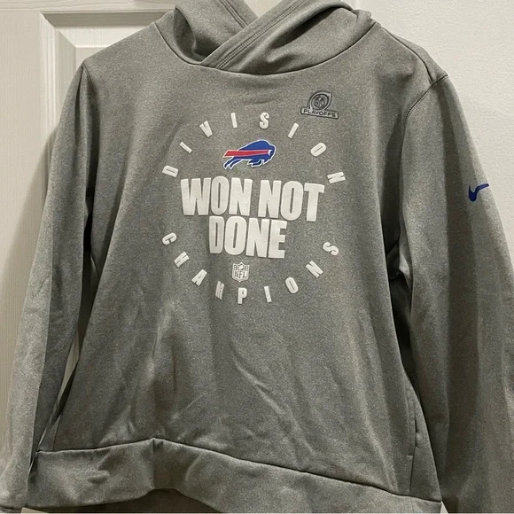 Women’s large Buffalo Bills hoodie - Picture 2 of 2